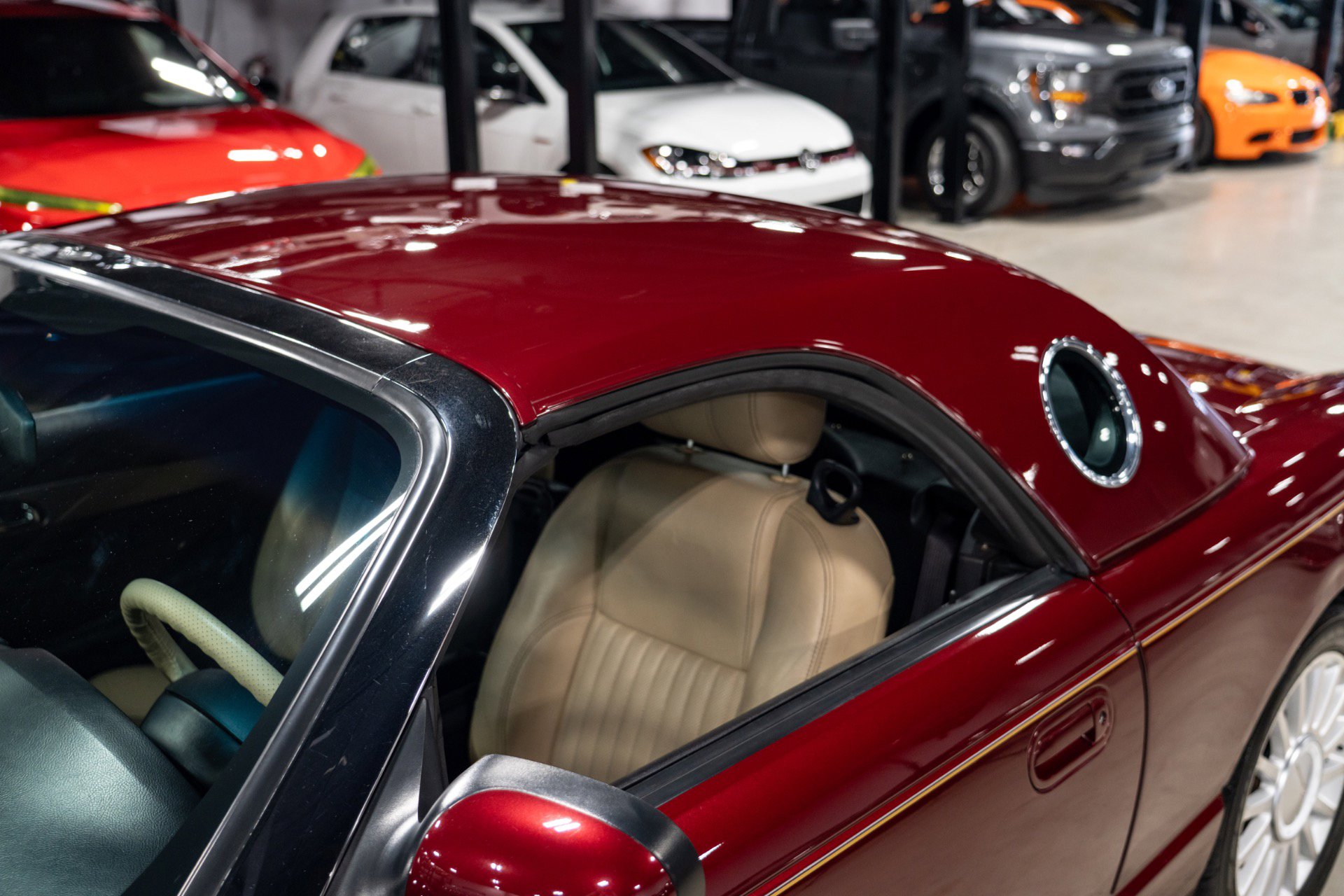 Used 2004 Ford Thunderbird Deluxe image 68