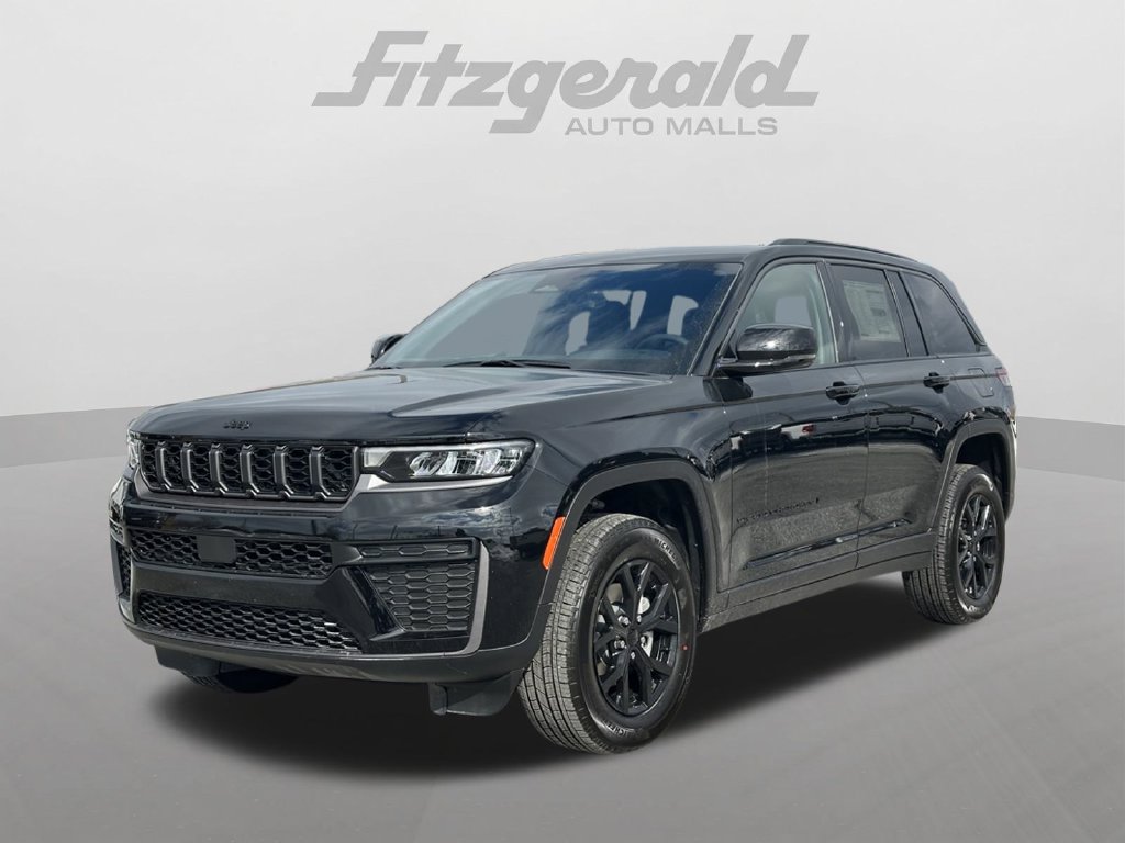 New 2026 Jeep Grand Cherokee Altitude AWD/4WD image 2