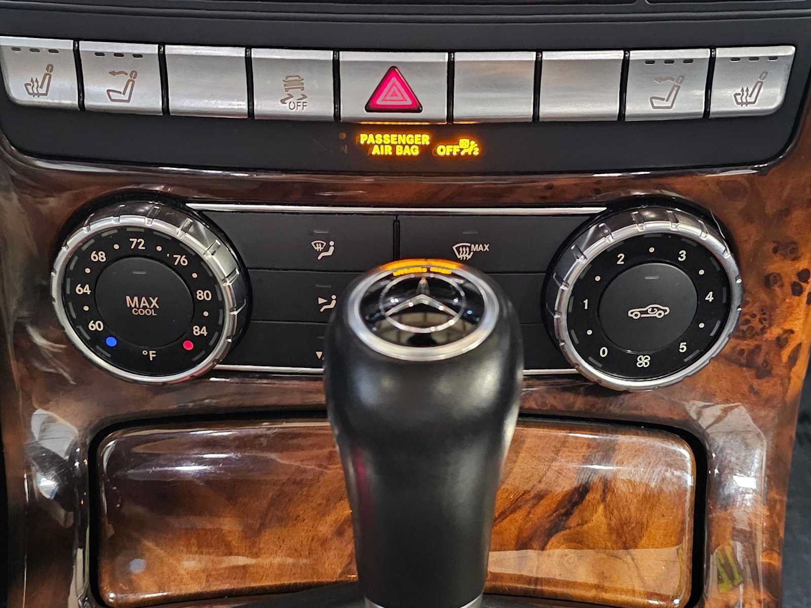 Used 2012 Mercedes-Benz SLK 350 image 24