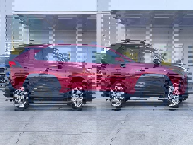 Used 2021 Toyota RAV4 XLE Premium w/ Carpet Mat Package (TMS) image 9