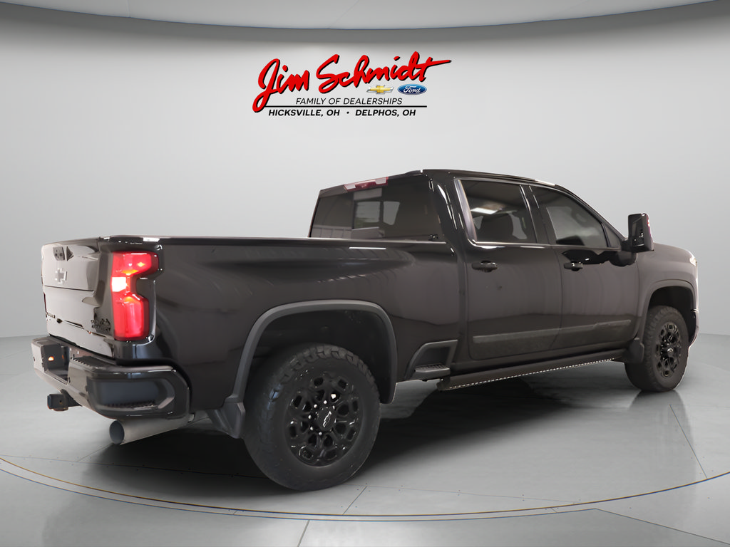 Used 2024 Chevrolet Silverado 2500 High Country w/ High Country Premium Package AWD/4WD image 5