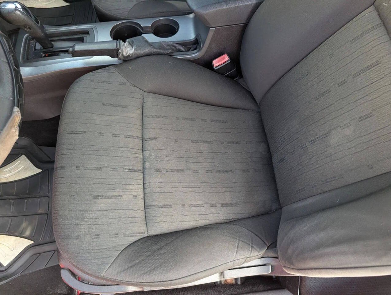 Used 2008 Ford Focus SE FWD image 26