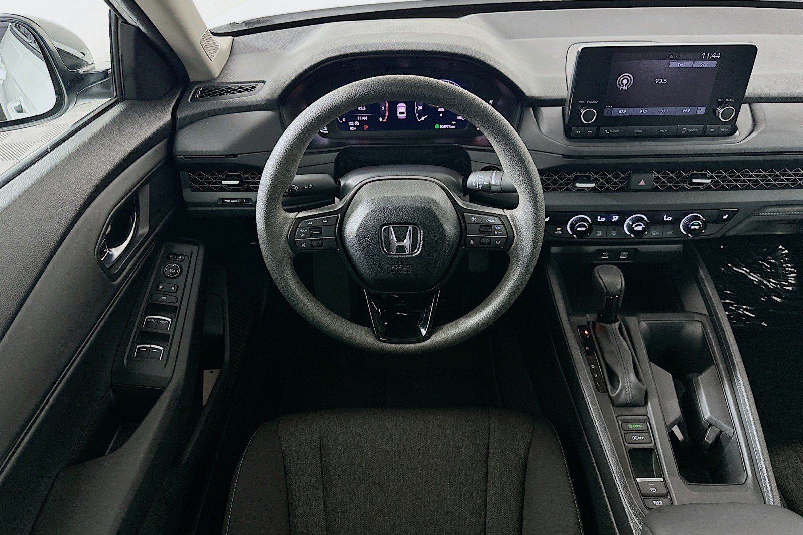 Used 2025 Honda Accord SE image 5