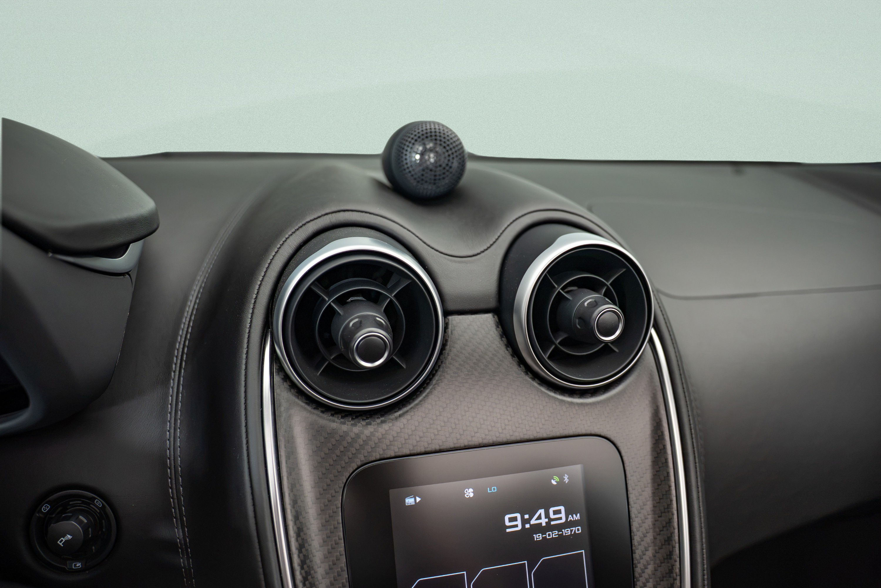 Used 2019 McLaren 570S Spider RWD image 13