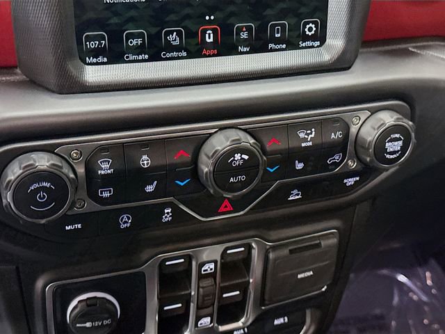 Used 2022 Jeep Gladiator Rubicon w/ Cold Weather Group image 16