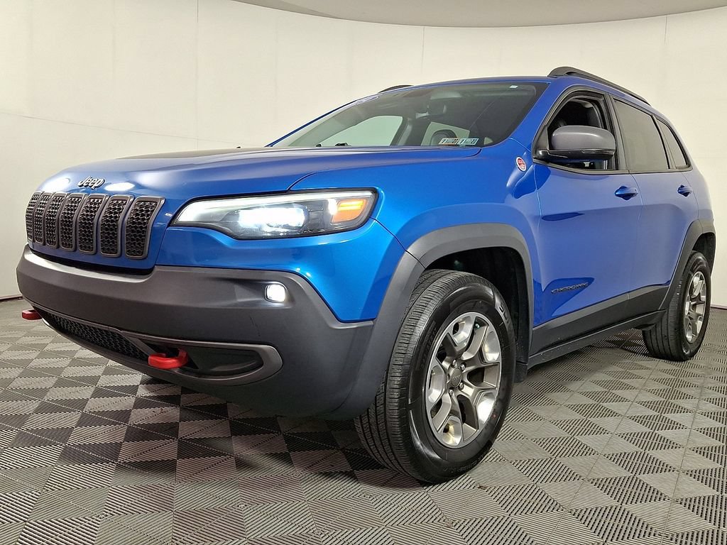 Used 2019 Jeep Cherokee Trailhawk w/ Cold Weather Group AWD/4WD image 6