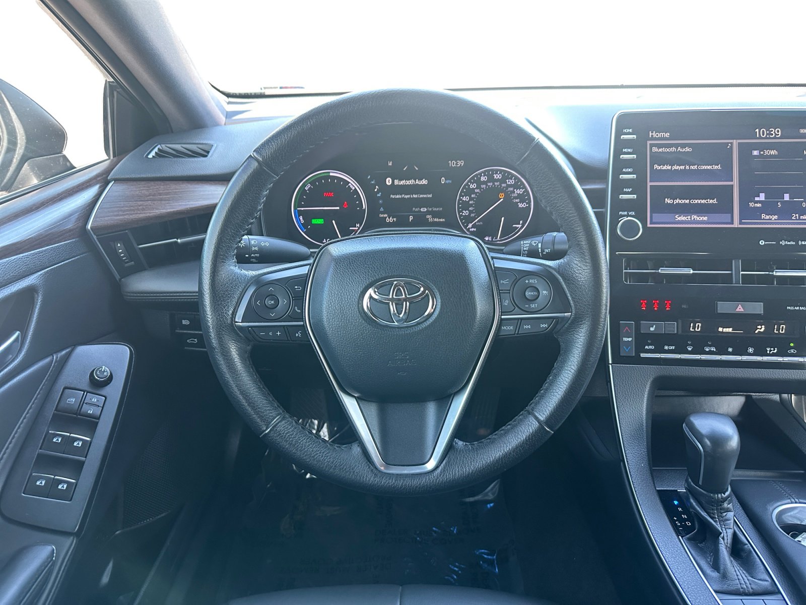 Used 2020 Toyota Avalon XLE w/ All Weather Liner Package FWD image 12