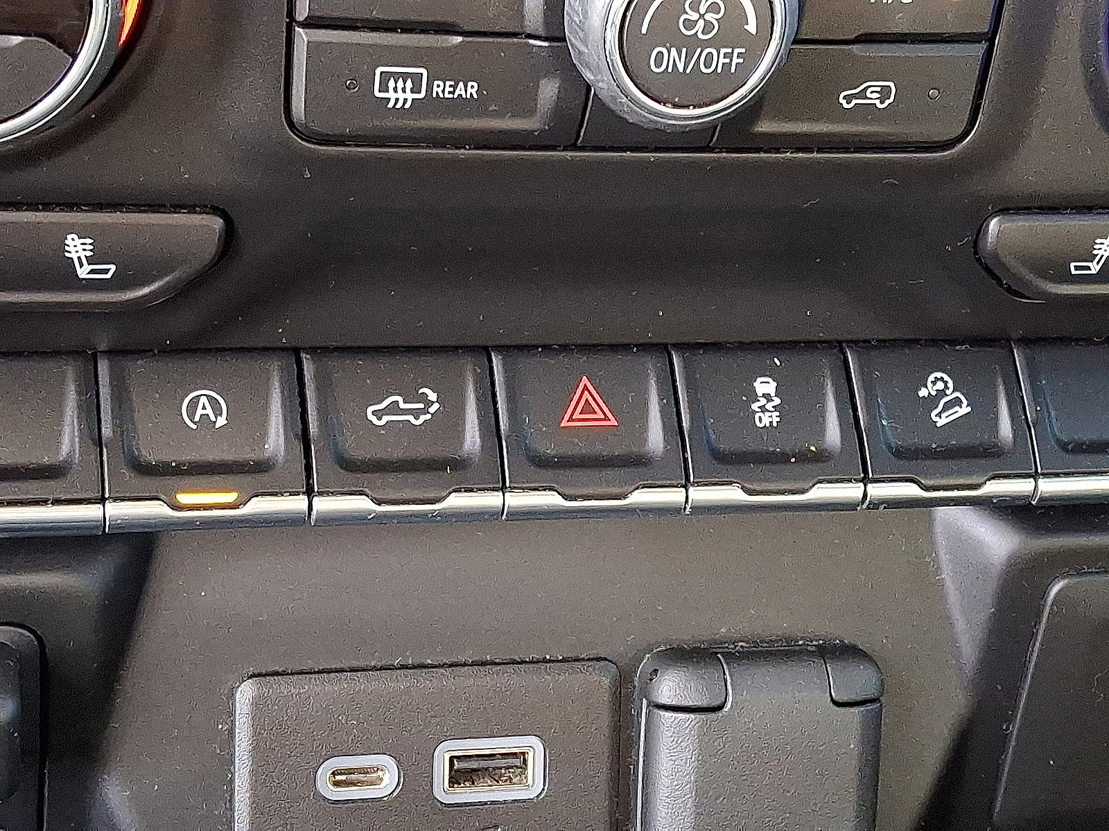 Used 2022 Chevrolet Silverado 1500 RST image 25