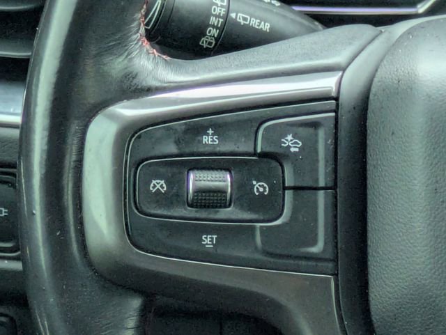 Used 2021 Chevrolet Suburban RST AWD/4WD image 19