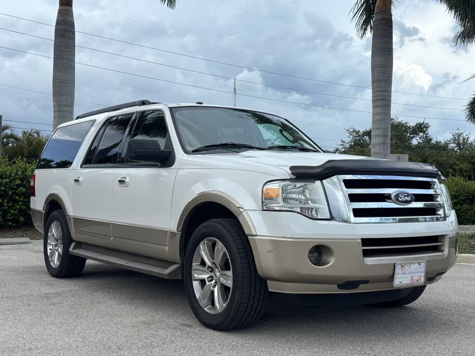 Used 2011 Ford Expedition EL XLT w/ 201A Rapid Spec Order Code RWD image 4