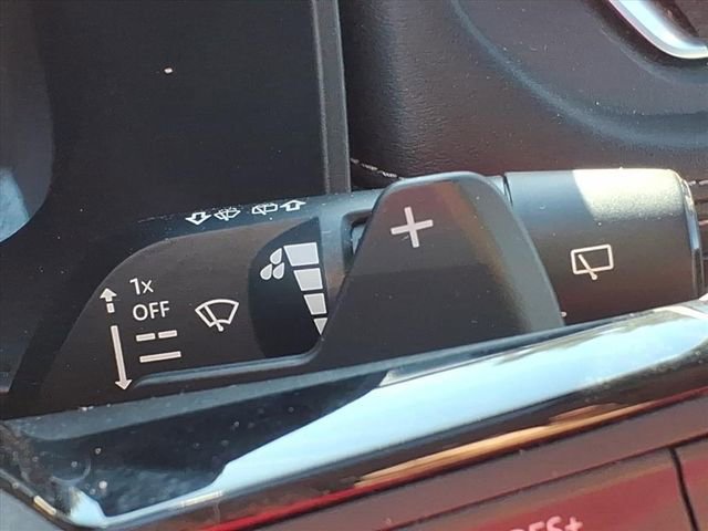 Used 2023 Nissan Rogue SV image 14