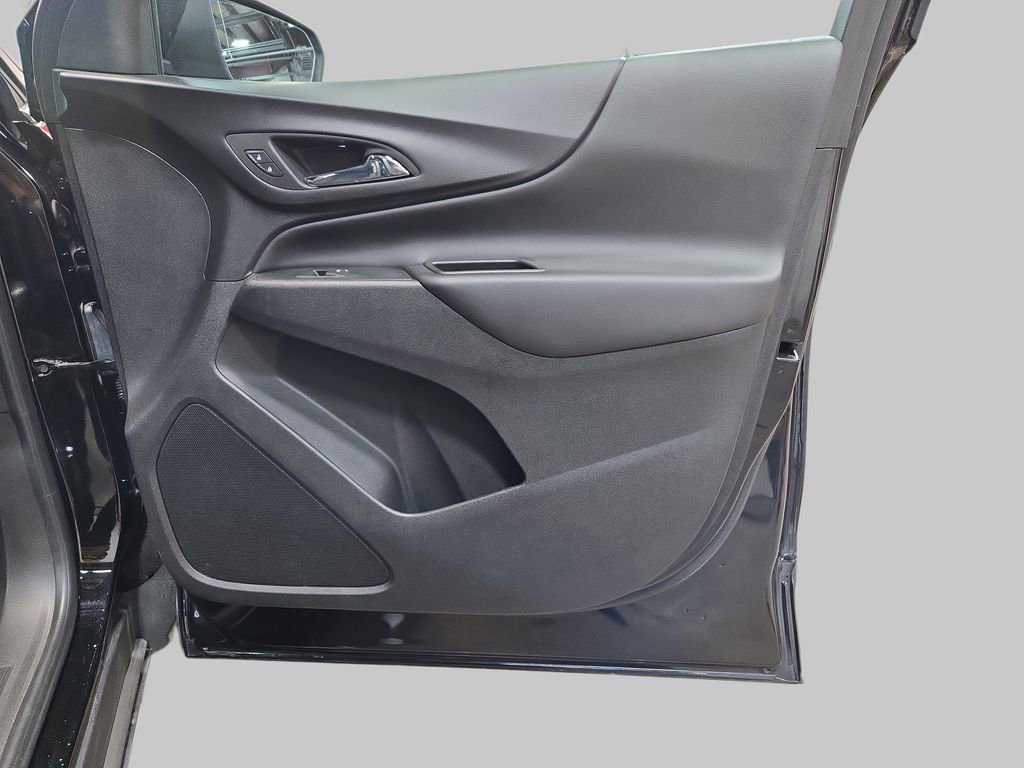 Used 2022 Chevrolet Equinox LT AWD/4WD image 11