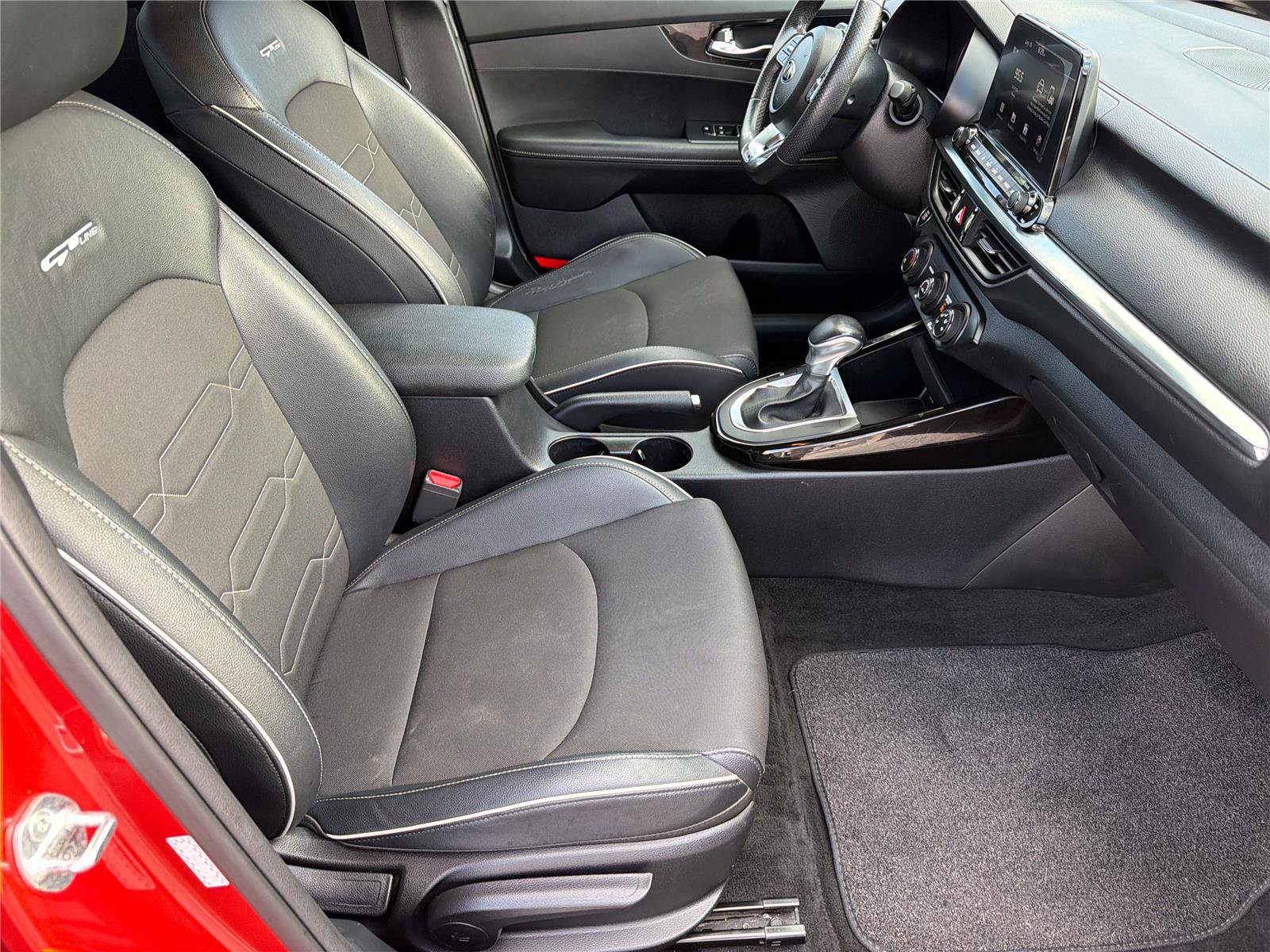Used 2020 Kia Forte GT-Line FWD image 11