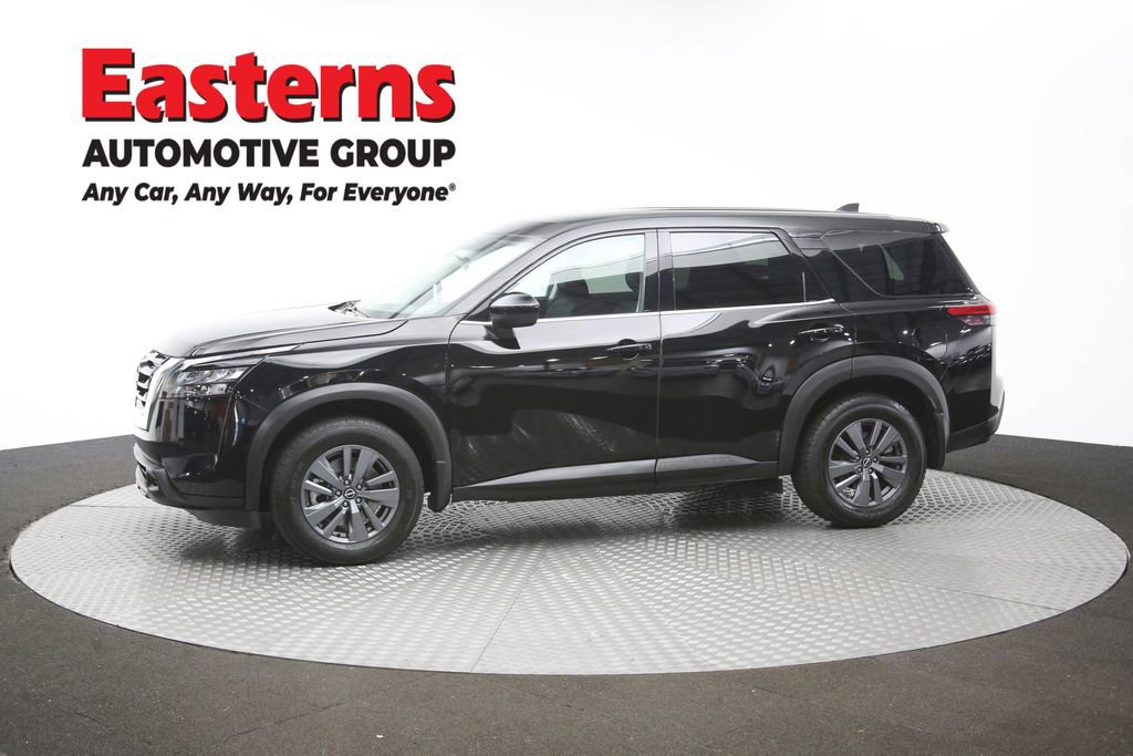 Used 2024 Nissan Pathfinder S AWD/4WD image 59