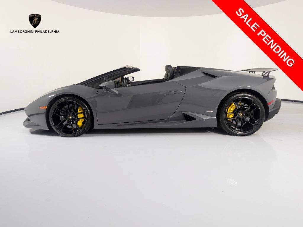 Used 2016 Lamborghini Huracan LP 610-4 AWD/4WD image 3