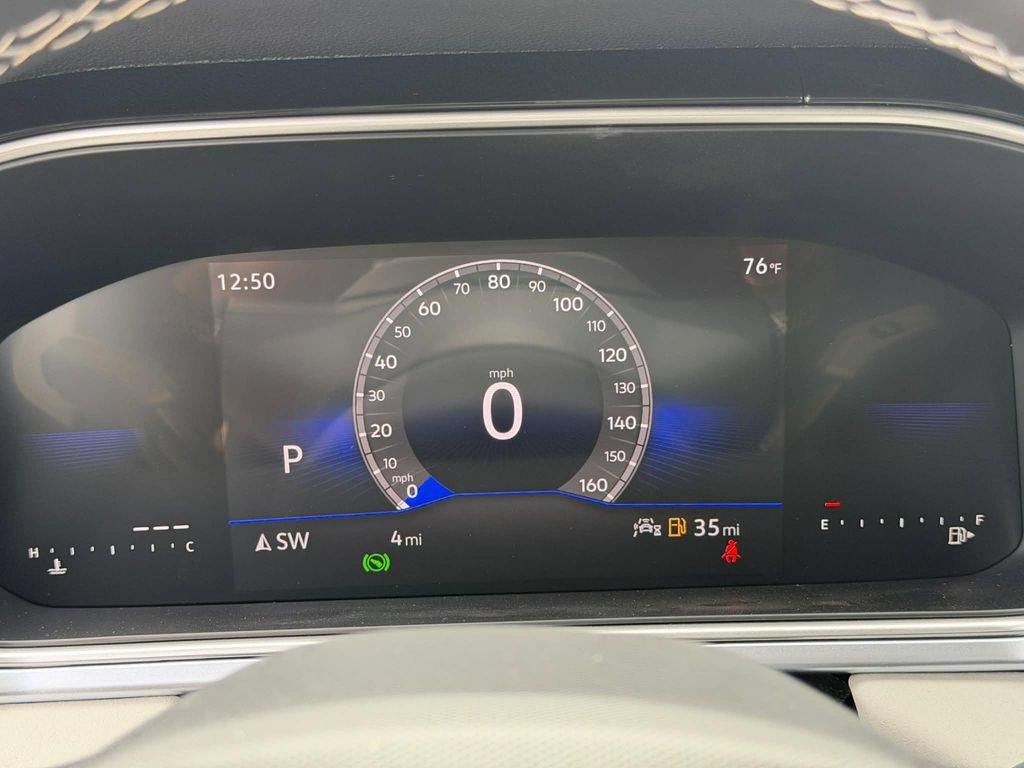 New 2026 Volkswagen Taos SE FWD image 26