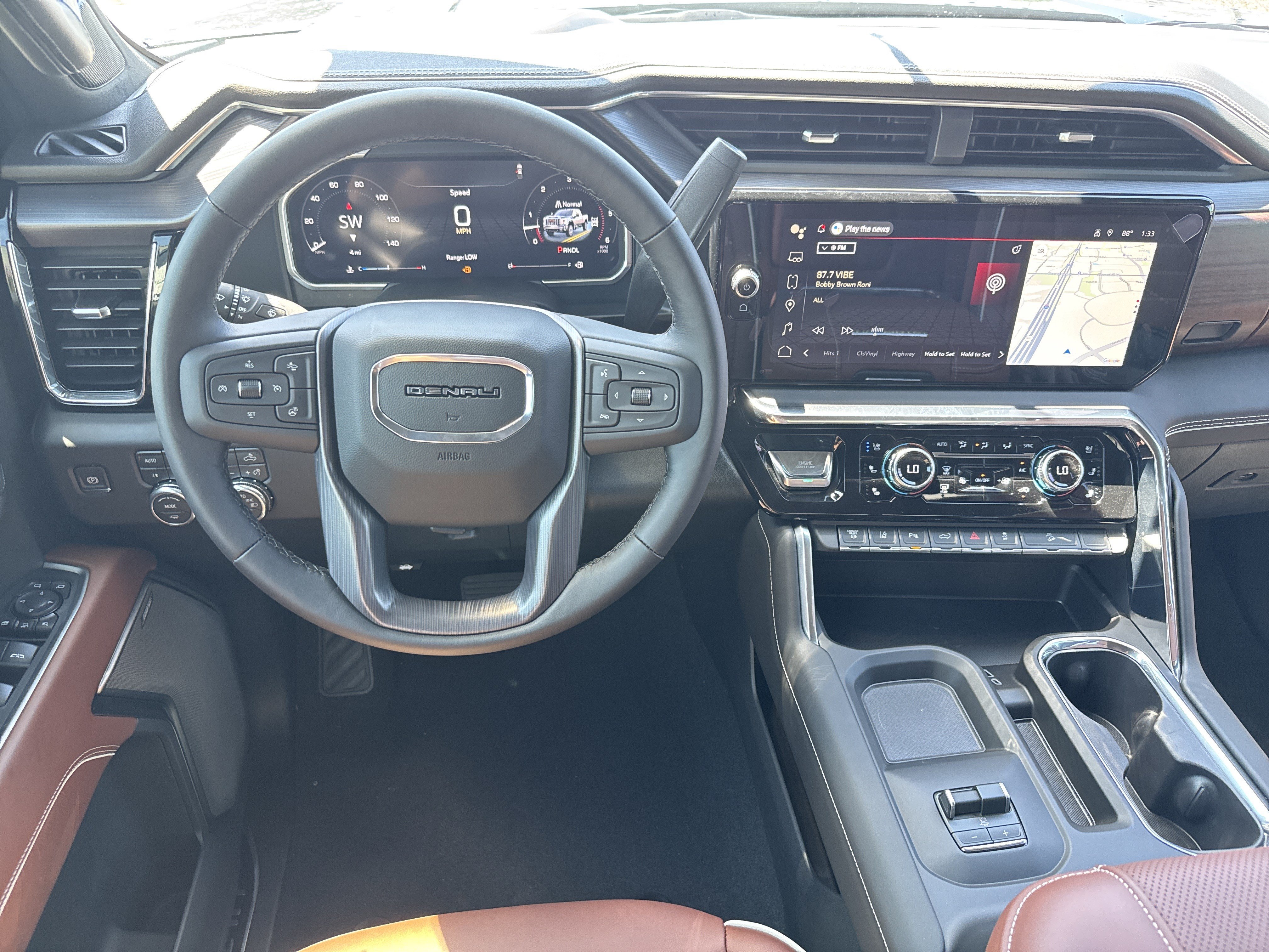 New 2026 GMC Sierra 2500 Denali Ultimate AWD/4WD image 18