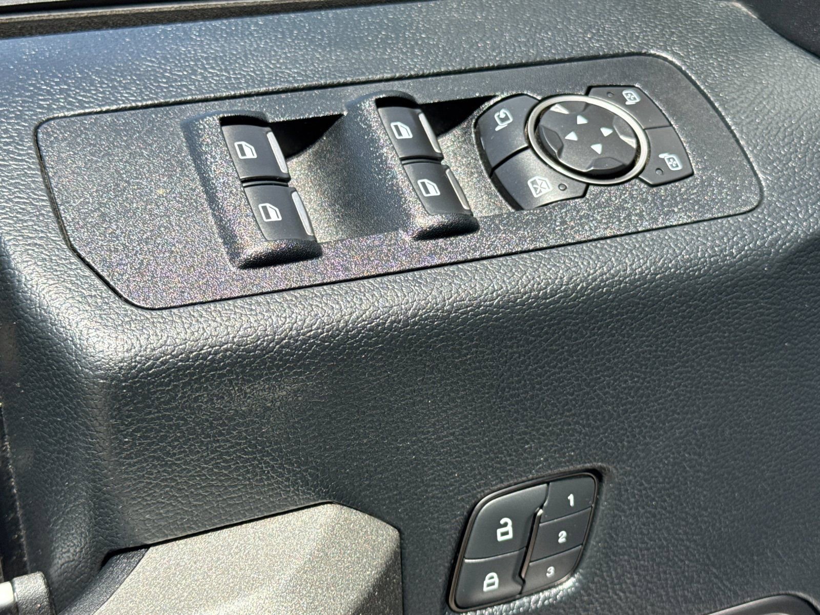 Used 2019 Ford F150 Raptor w/ Equipment Group 802A Luxury AWD/4WD image 13