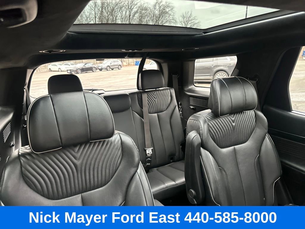 Used 2025 Hyundai Palisade Calligraphy image 14