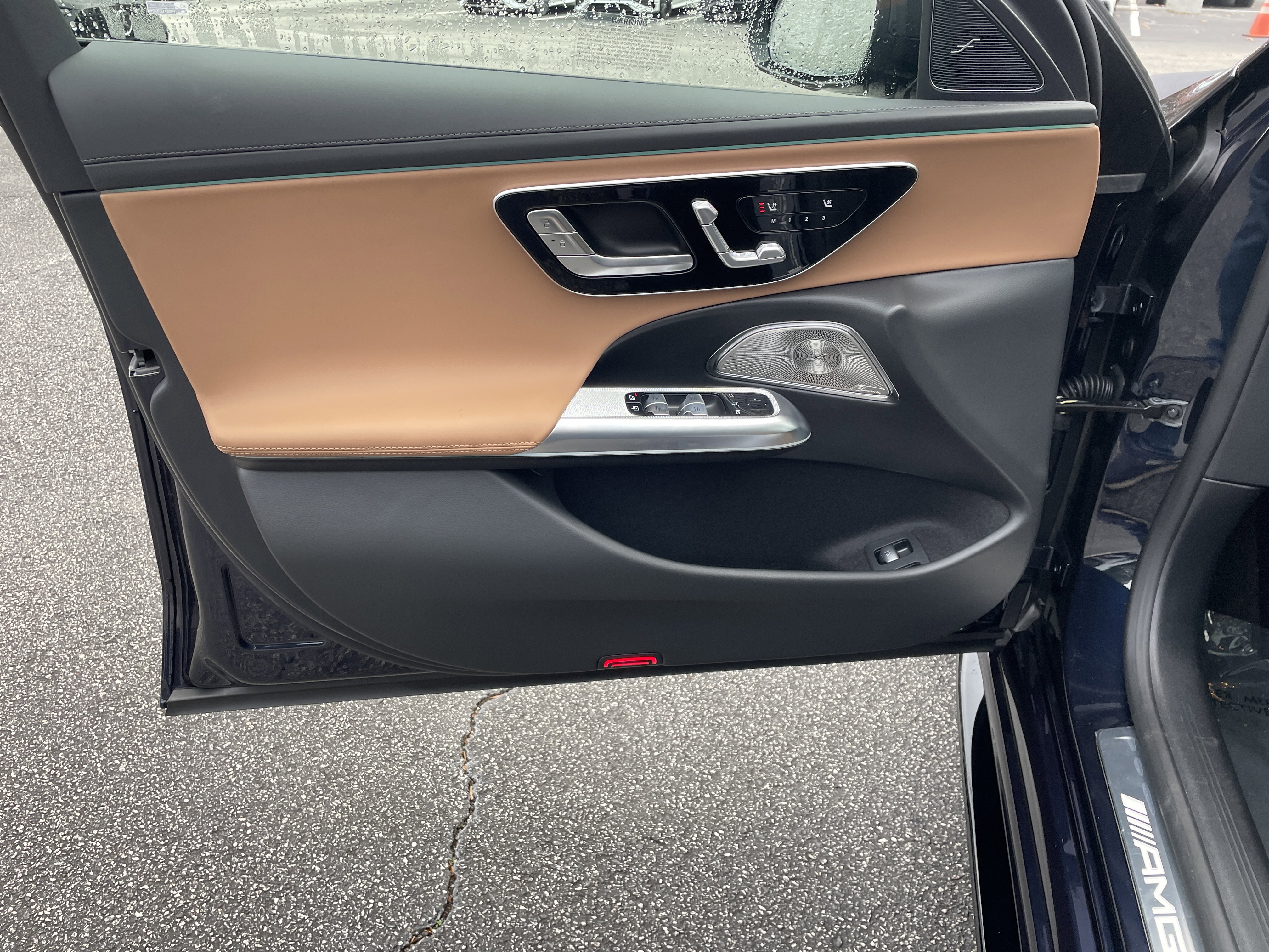 New 2026 Mercedes-Benz E 53 AMG e 4MATIC Sedan image 17