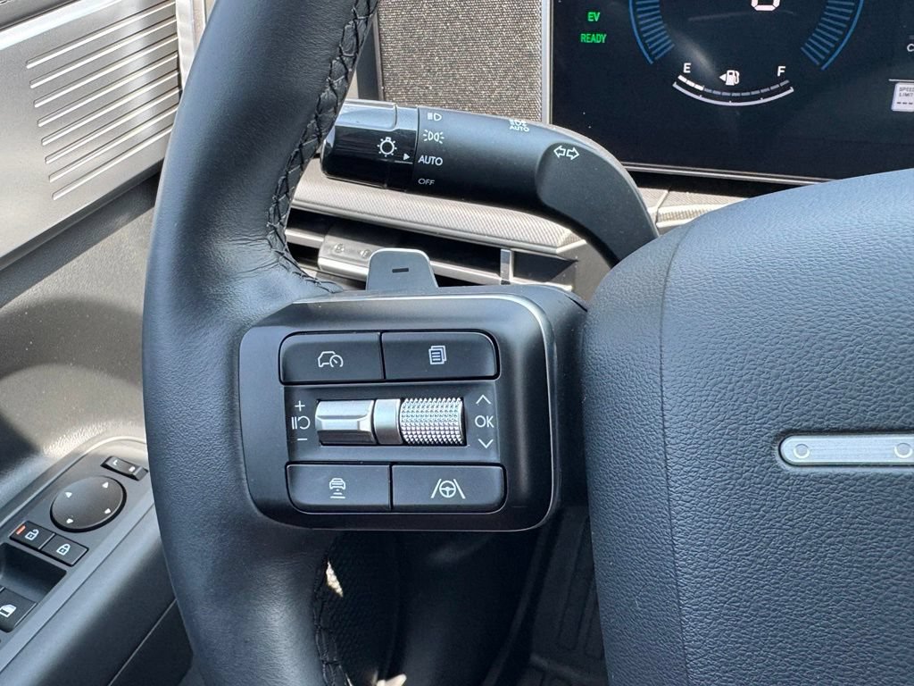 Certified 2026 Hyundai Santa Fe SE AWD/4WD image 50