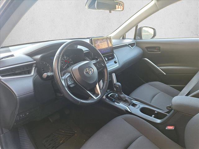 Certified 2024 Toyota Corolla Cross LE image 9