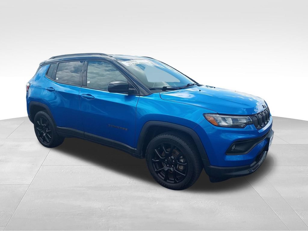 Used 2022 Jeep Compass Latitude AWD/4WD image 7