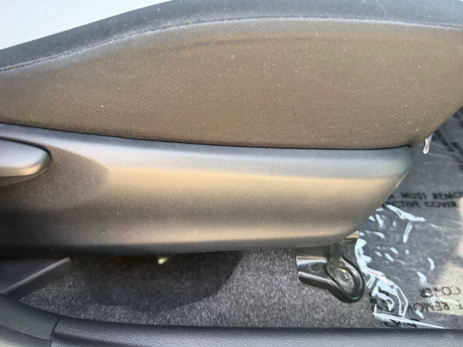 Used 2012 Toyota Yaris LE FWD image 14