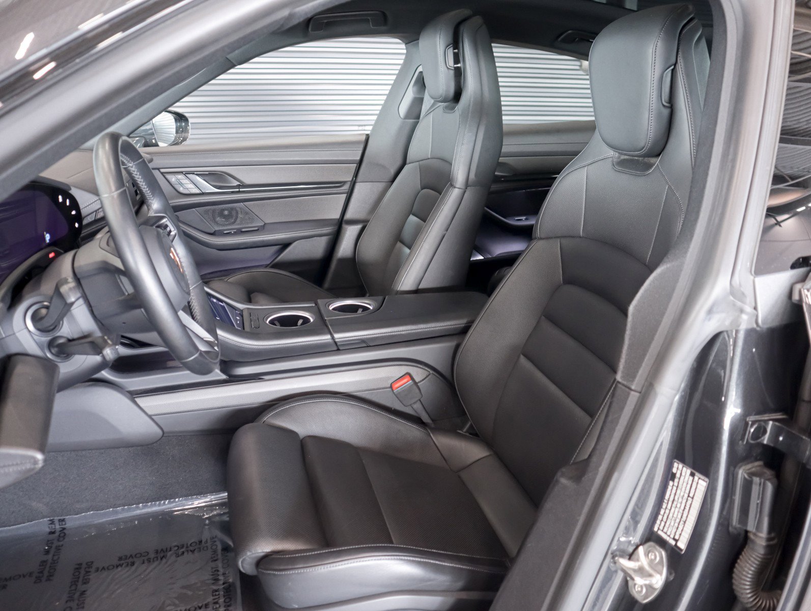 Certified 2022 Porsche Taycan 4S image 5