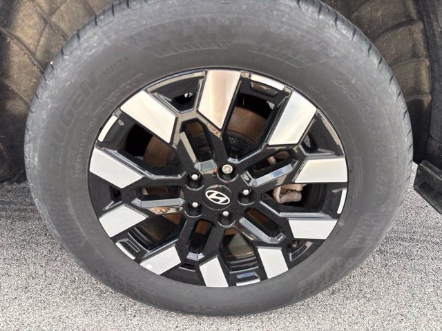 Used 2025 Hyundai Santa Cruz SEL FWD image 5