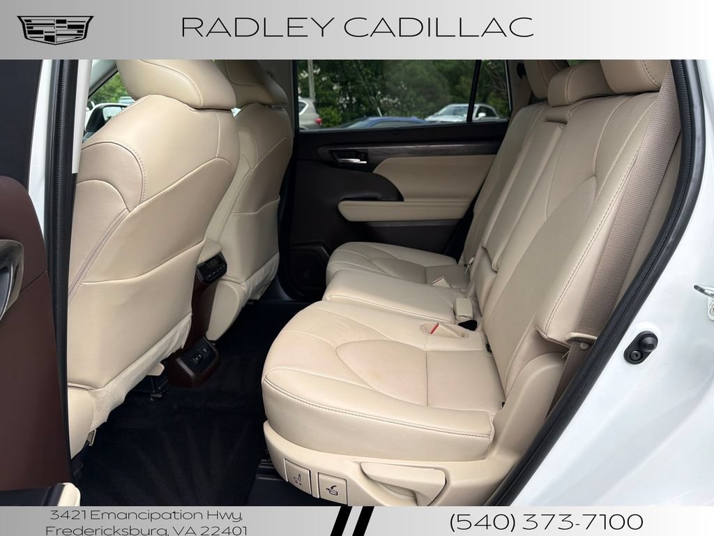Used 2021 Toyota Highlander Limited AWD/4WD image 10