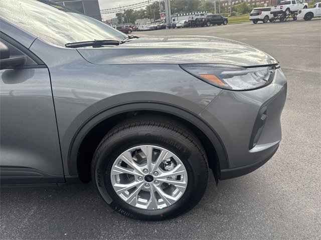 New 2026 Ford Escape Active image 2