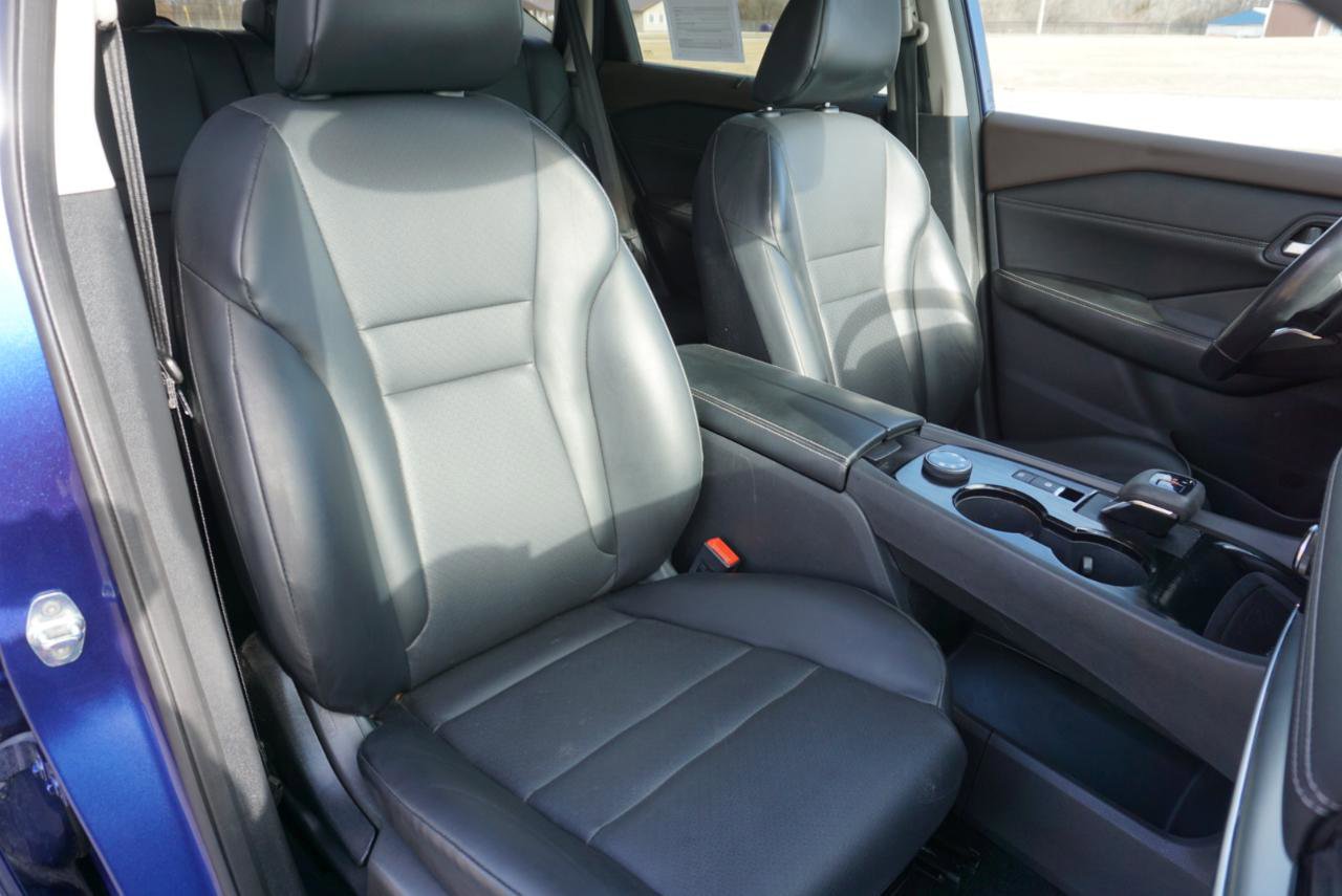 Used 2023 Nissan Rogue SV w/ SV Premium Package image 25