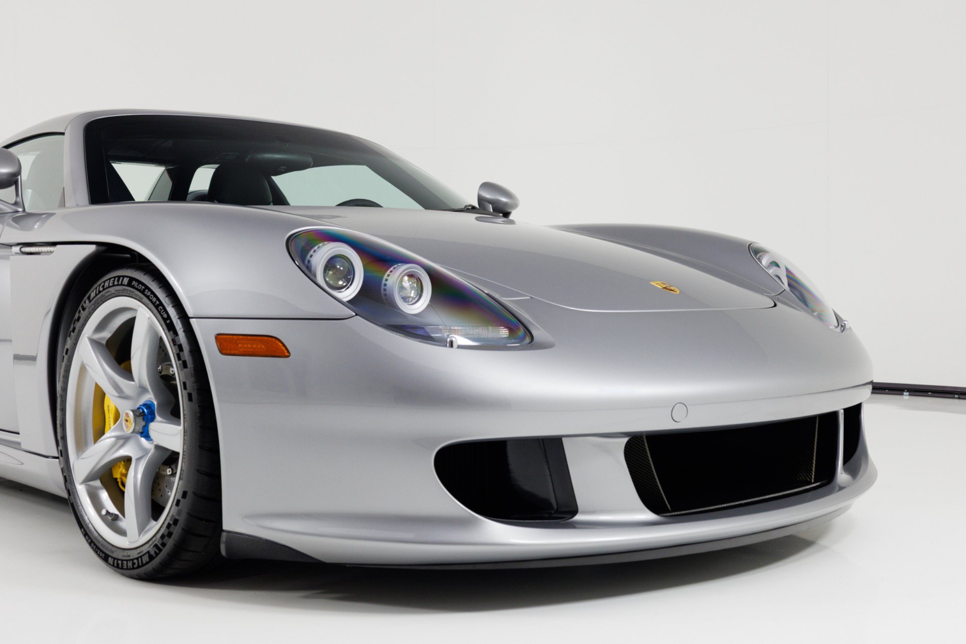 Used 2004 Porsche Carrera GT RWD image 57