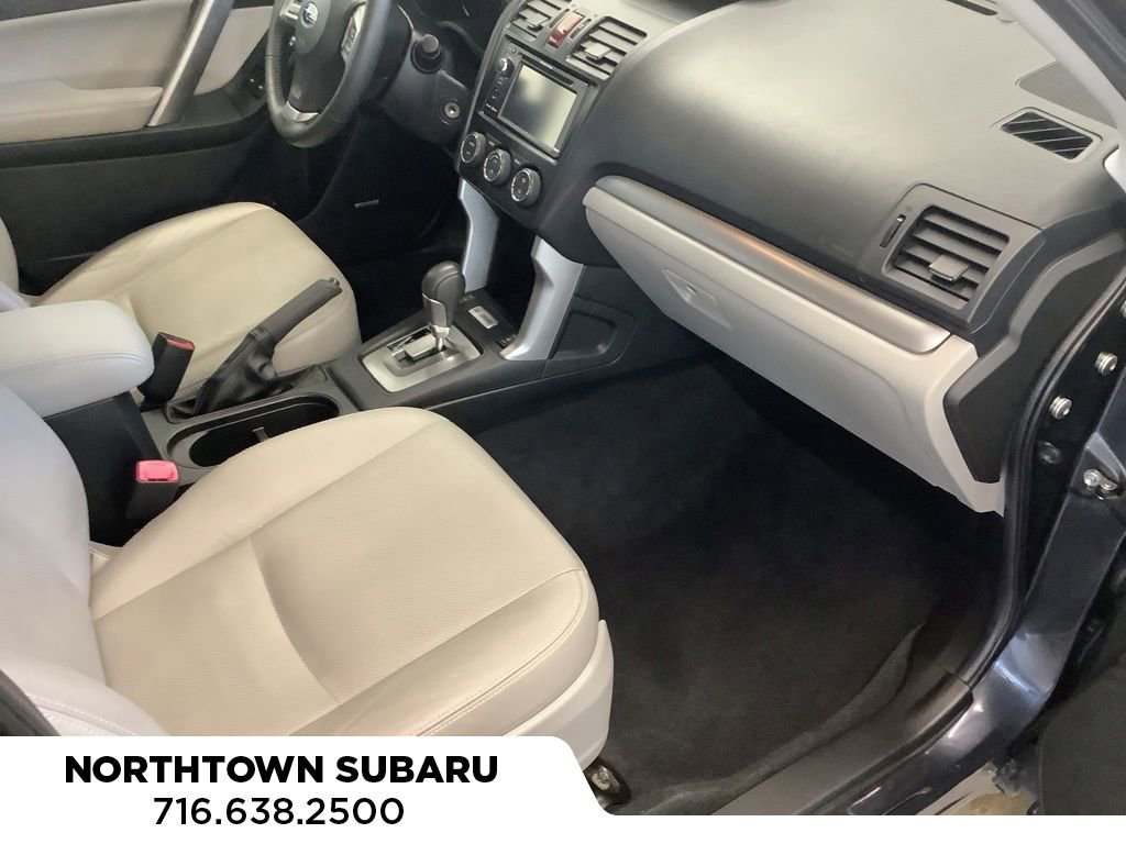 Used 2014 Subaru Forester 2.5i Touring AWD/4WD image 4