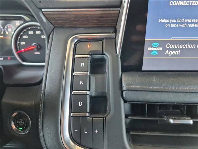Used 2021 Chevrolet Suburban High Country w/ Premium Package AWD/4WD image 12