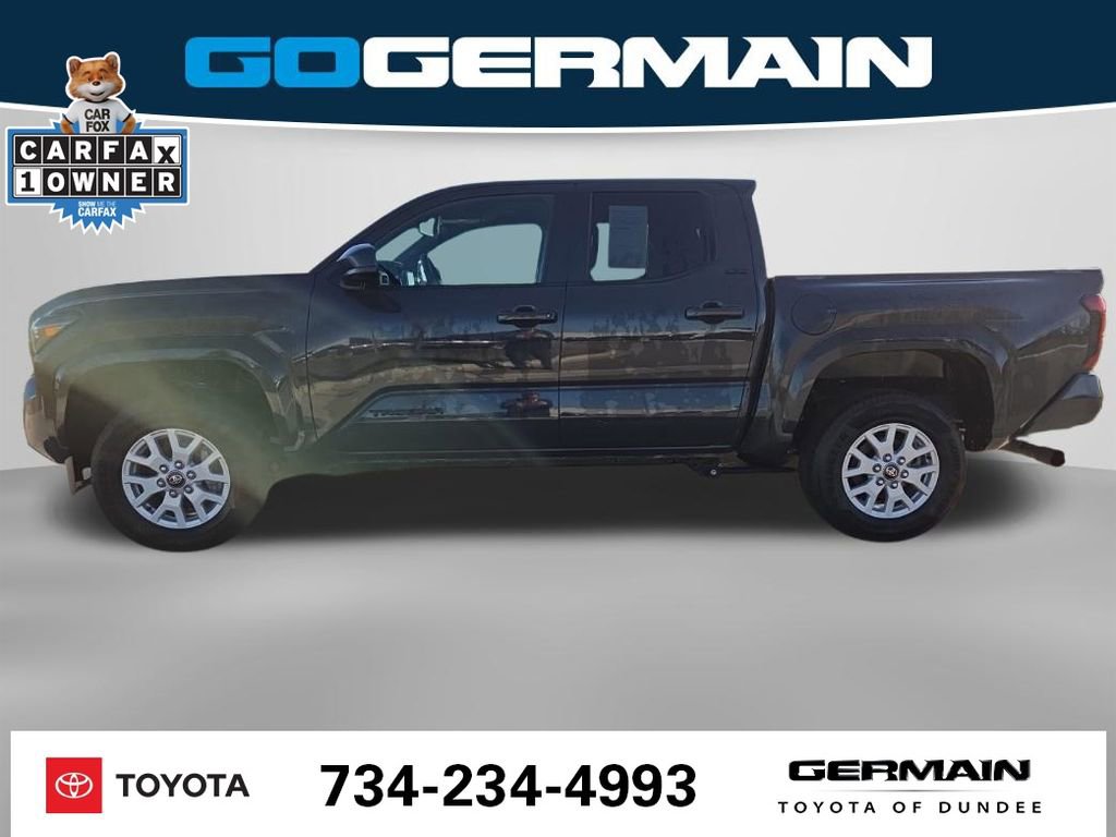 Used 2025 Toyota Tacoma SR5 image 11