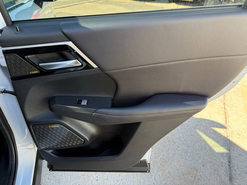 New 2026 Mitsubishi Outlander SE image 22