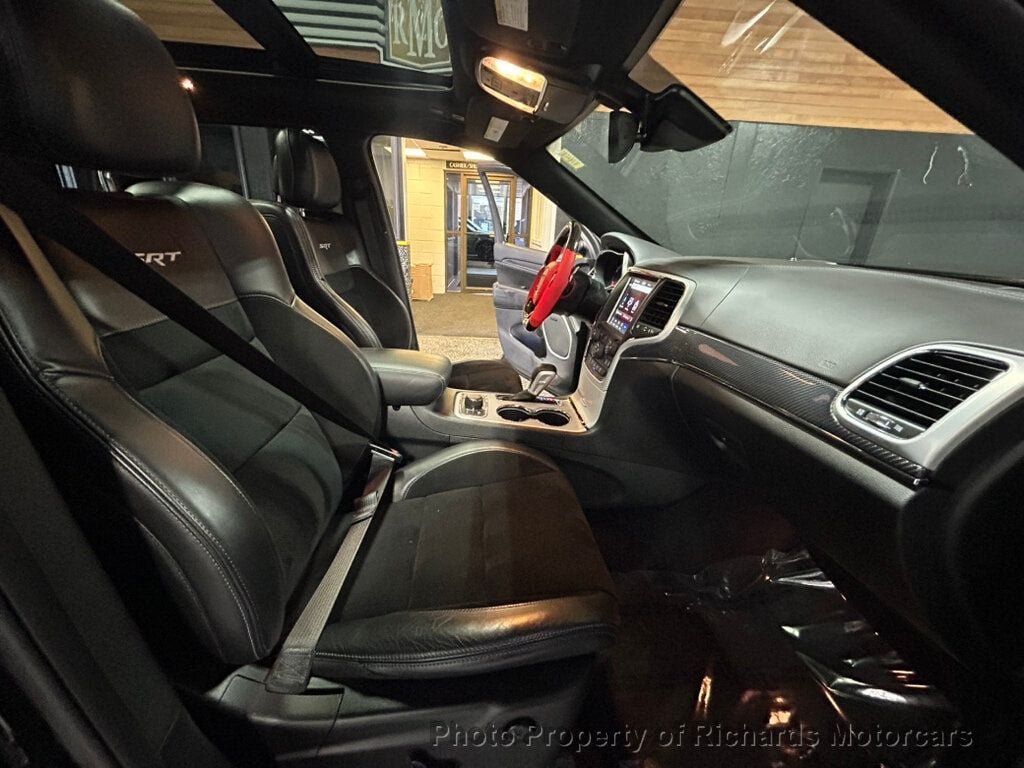 Used 2018 Jeep Grand Cherokee SRT AWD/4WD image 24