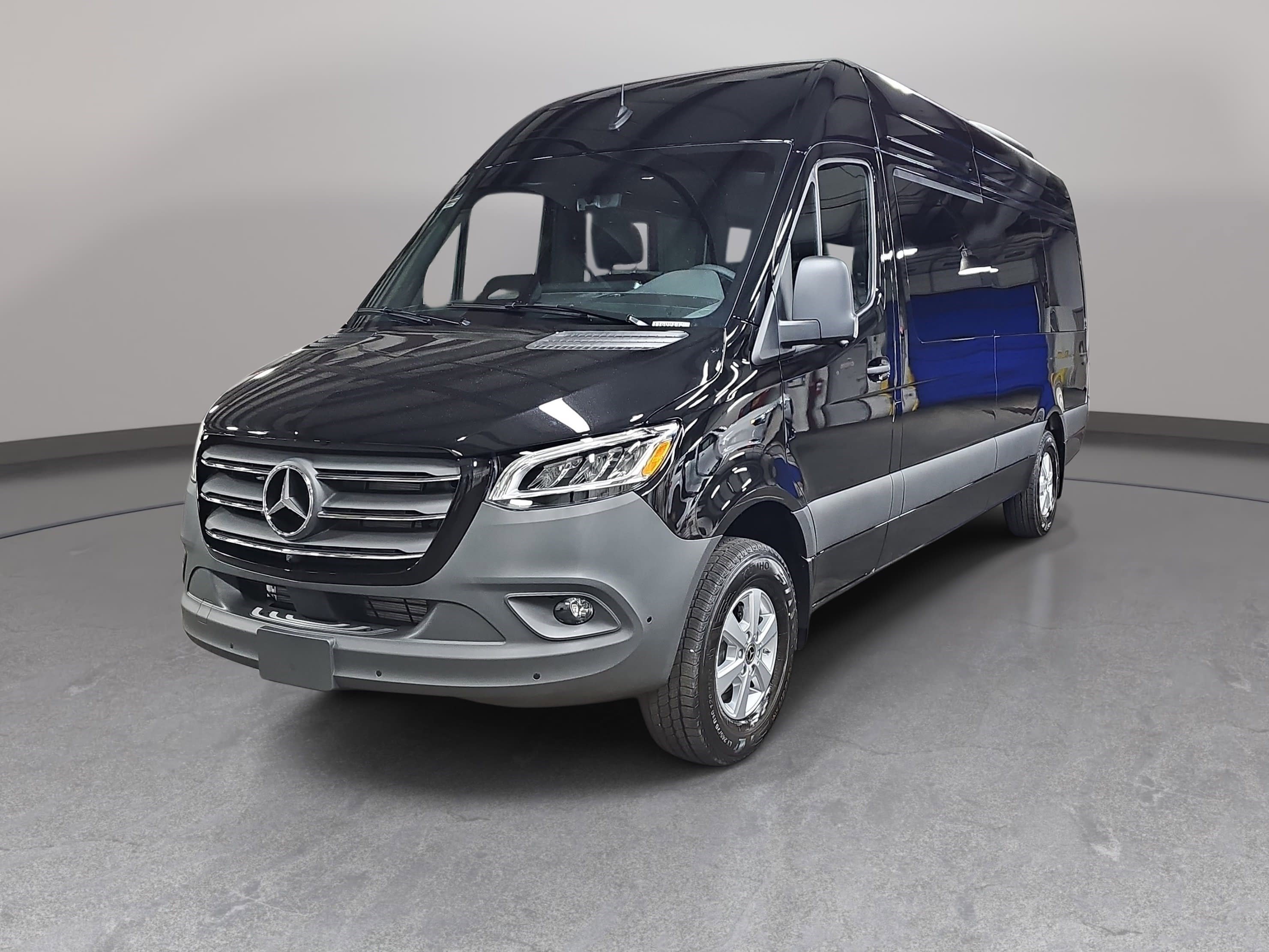 New 2026 Mercedes-Benz Sprinter 2500 video 1