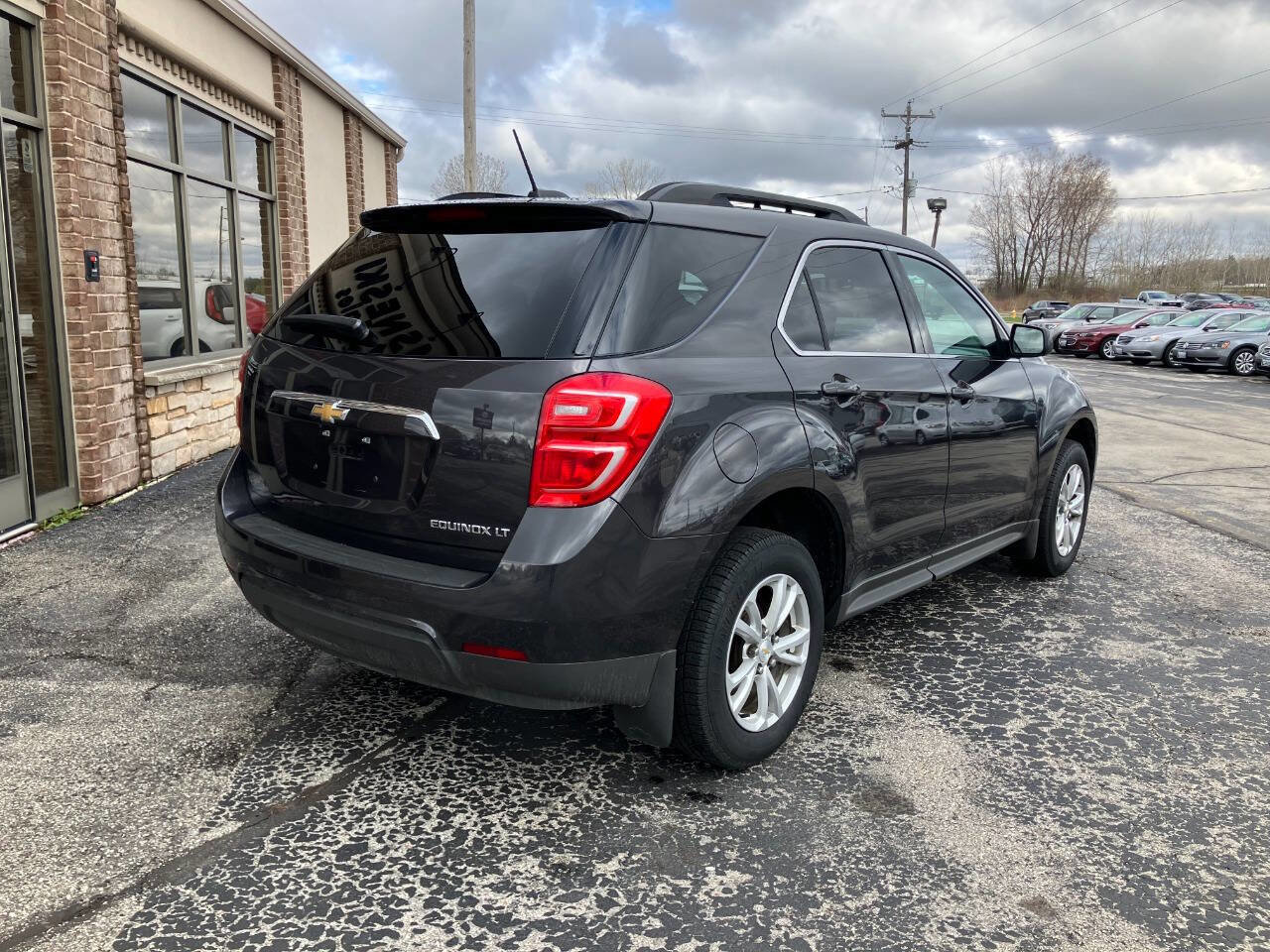 Used 2016 Chevrolet Equinox LT w/ Convenience Package image 3