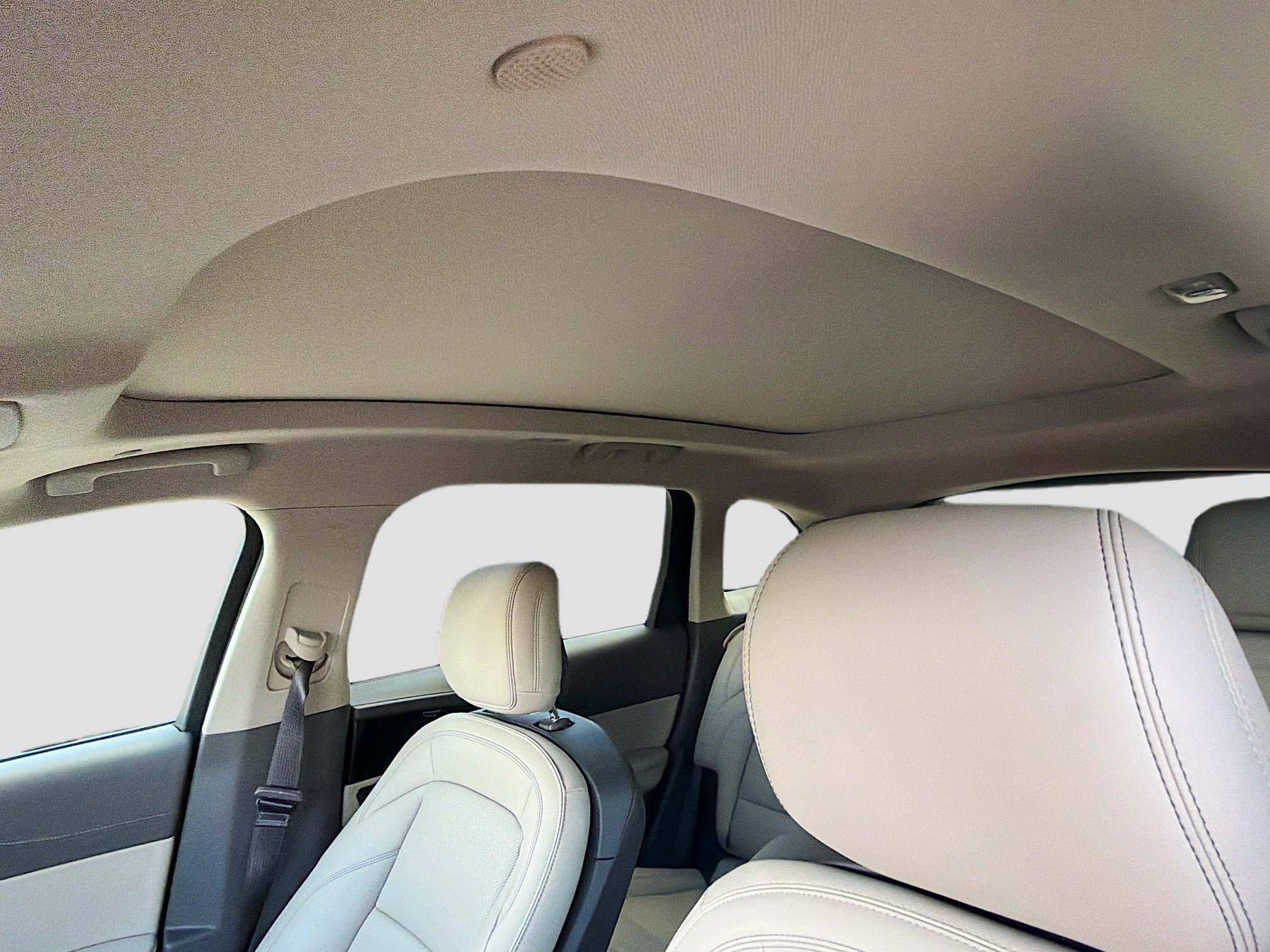 Used 2025 Lincoln Nautilus Premier w/ Equipment Group 102A image 28