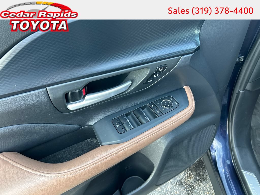 Certified 2024 Toyota Grand Highlander AWD Hybrid image 13