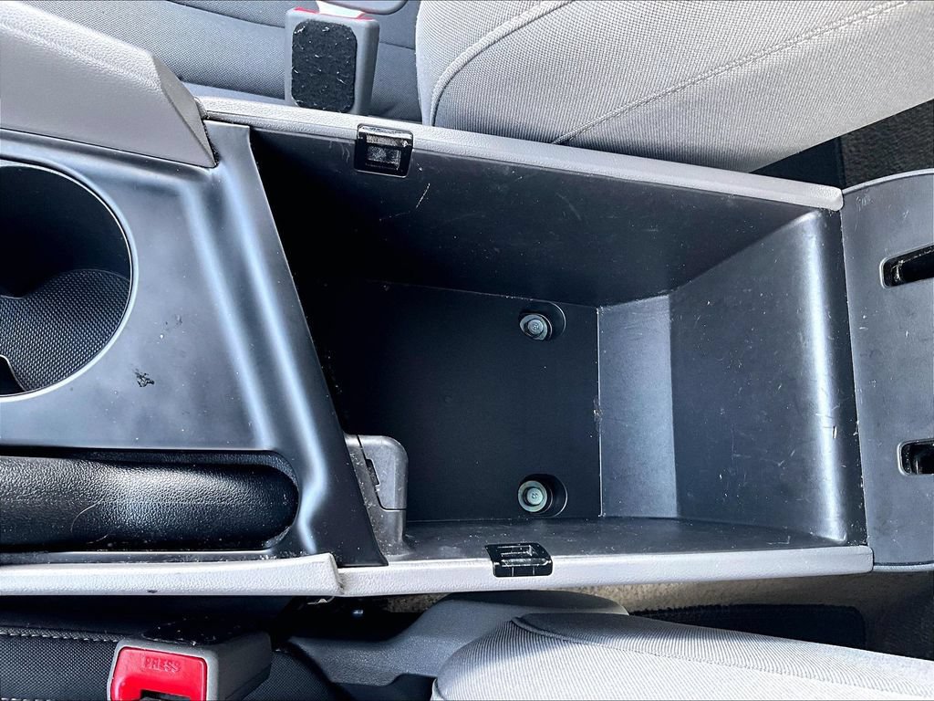 Used 2024 Hyundai Elantra SEL FWD image 29