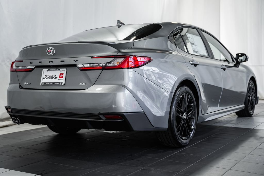 New 2026 Toyota Camry SE image 4