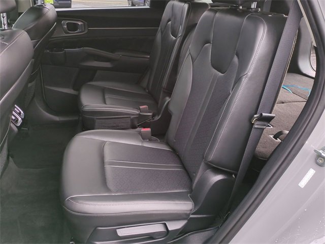 Used 2023 Kia Sorento SX image 26