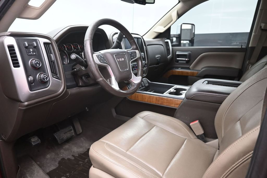 Used 2016 GMC Sierra 2500 SLT w/ Duramax Plus Package AWD/4WD image 19