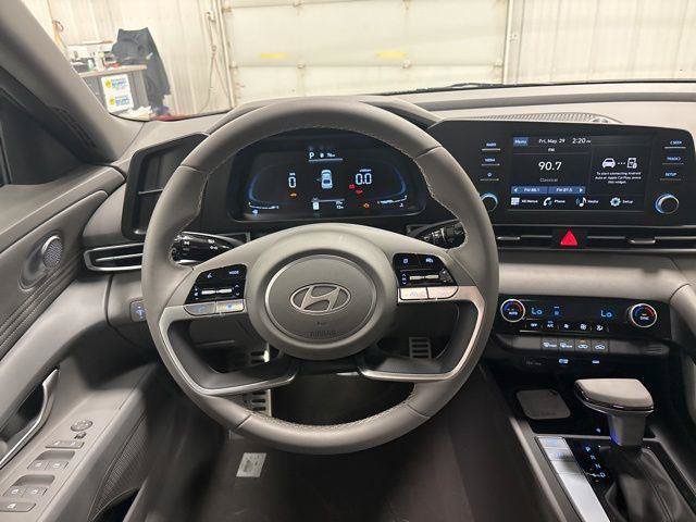 New 2026 Hyundai Elantra Sport FWD image 12