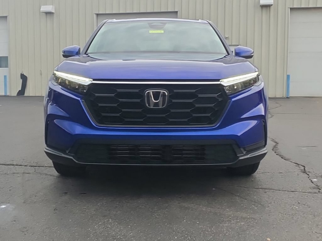 Used 2025 Honda CR-V LX image 2