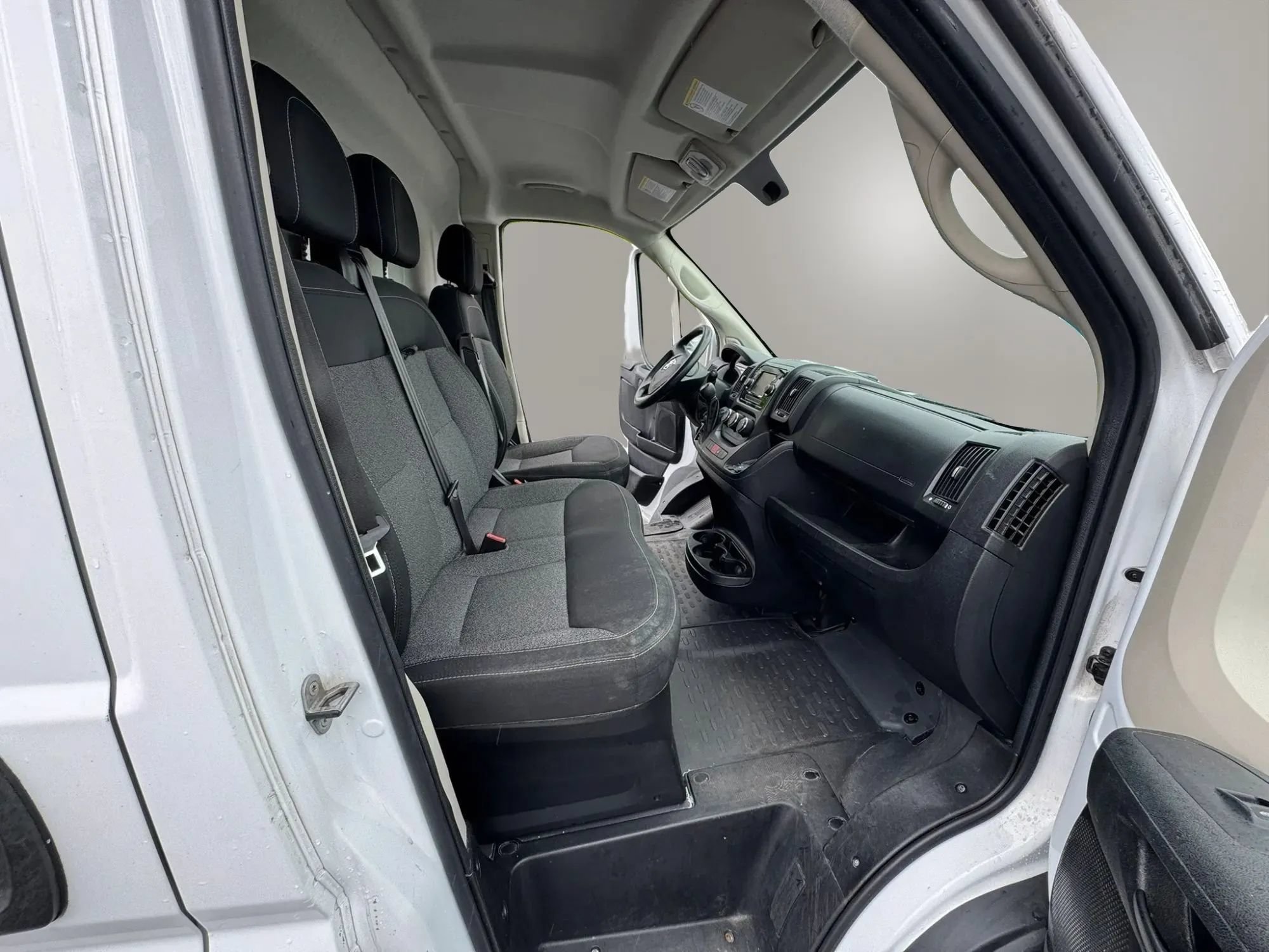 Used 2020 RAM ProMaster 2500 FWD image 14